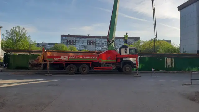 Строительная техника на объекте