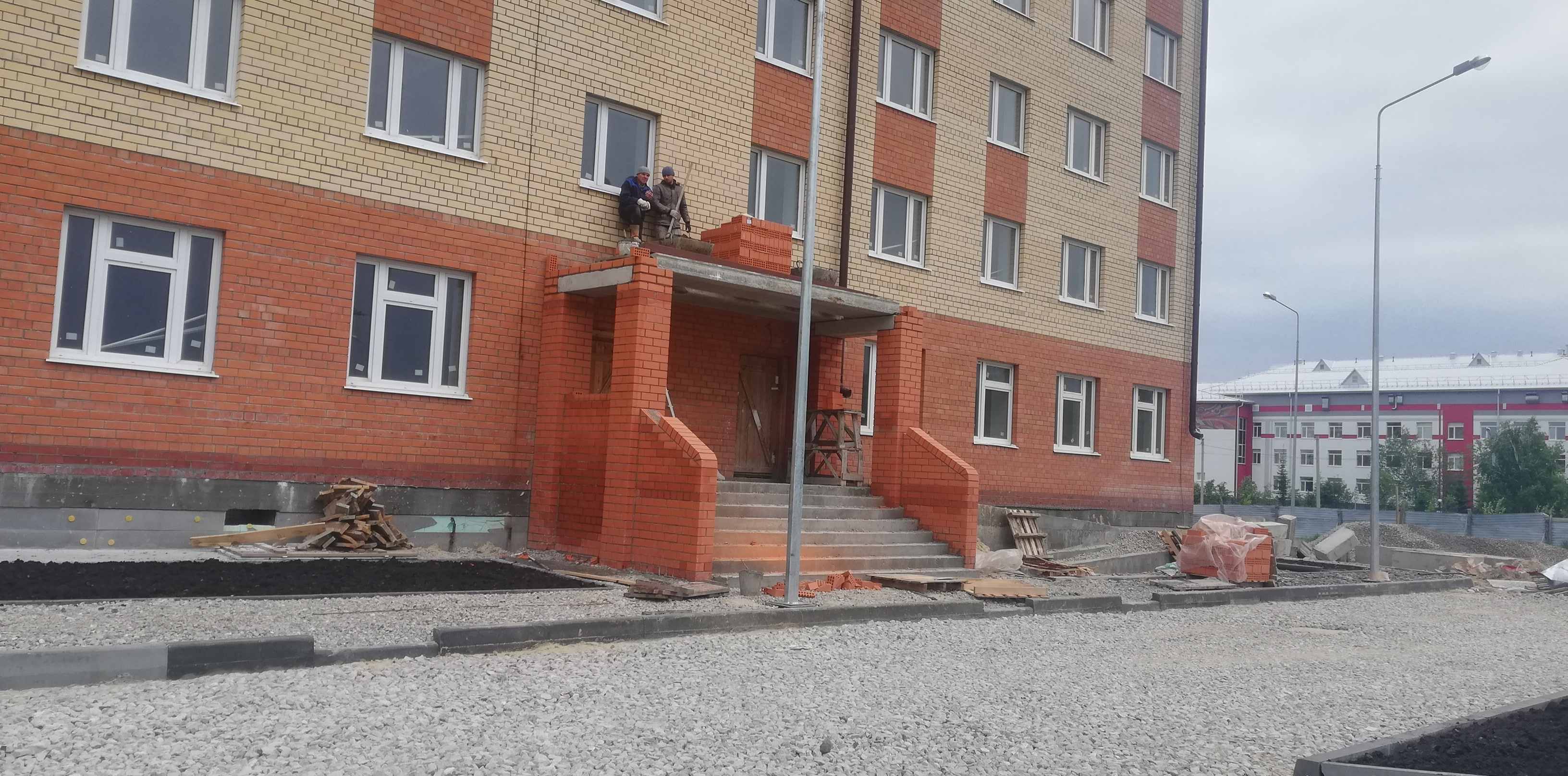 Монолитные работы в многоэтажном доме